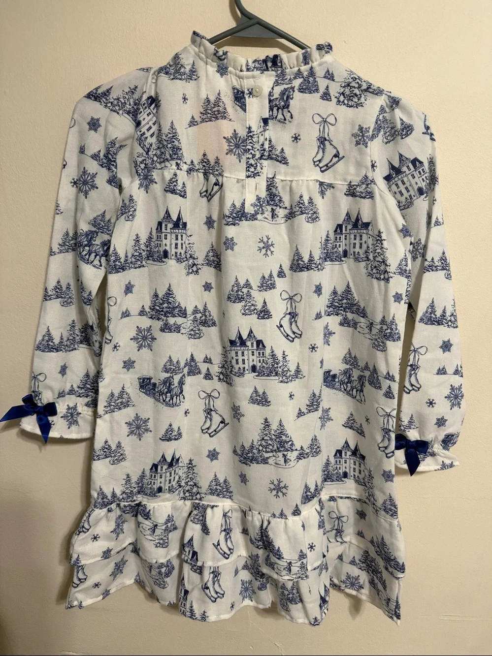 Gymboree White and Blue Winter Village Ruffle Nightgown